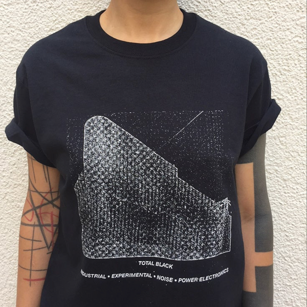 Total Black Logo T-SHIRT restock